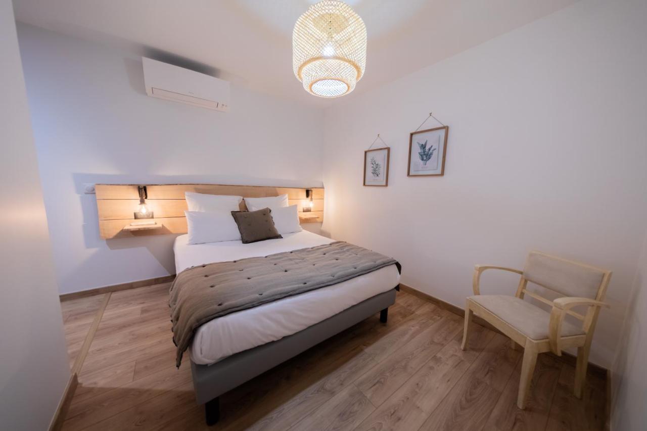 La Maison Du Port Apt Marsa Марсилан Екстериор снимка