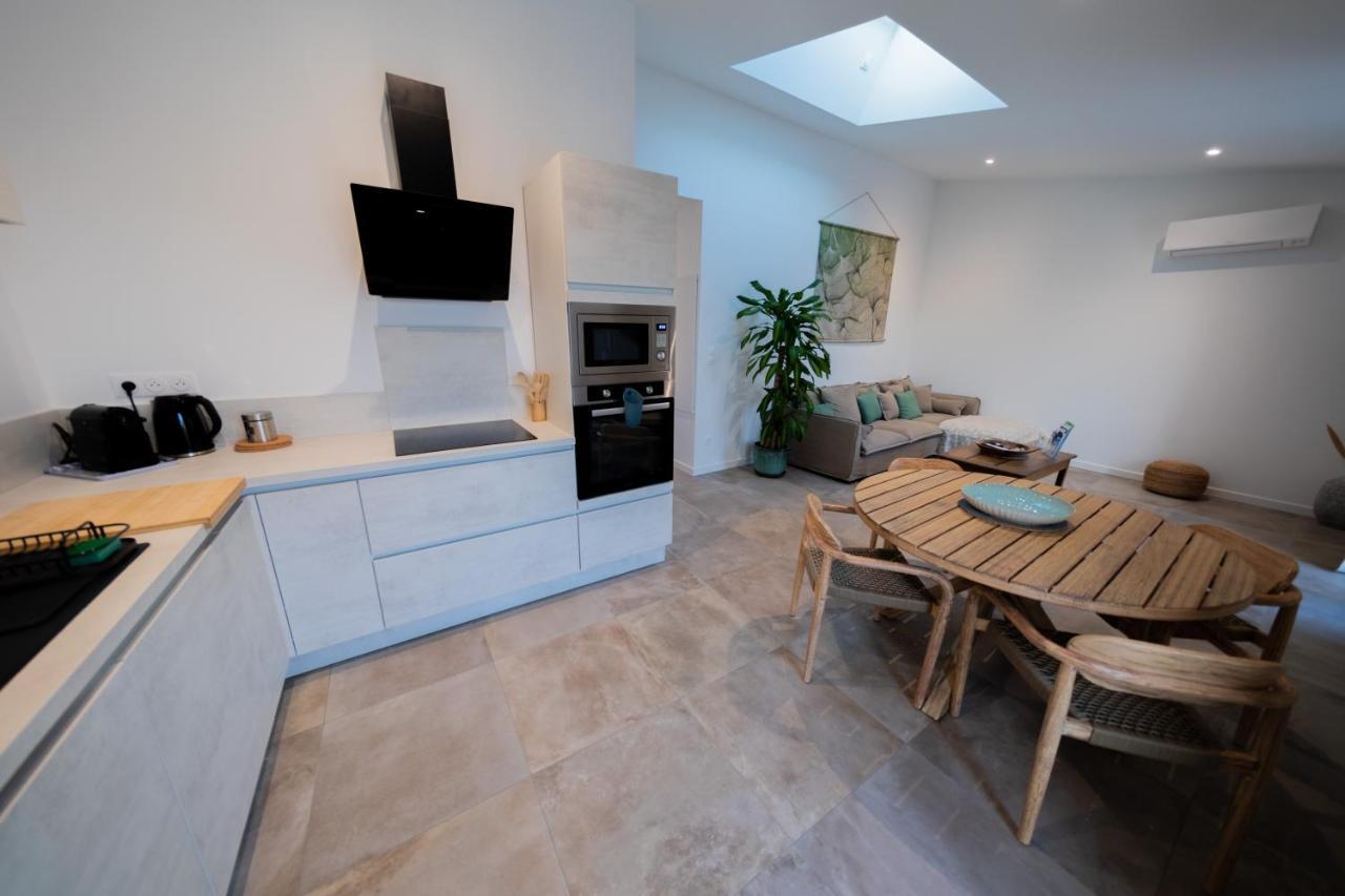 La Maison Du Port Apt Marsa Марсилан Екстериор снимка